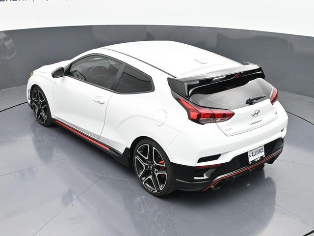 Photo of 2022 Lunar White Hyundai Veloster N