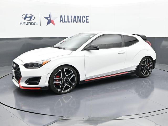 Photo of 2022 Lunar White Hyundai Veloster N