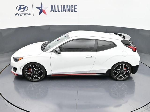 Photo of 2022 Lunar White Hyundai Veloster N