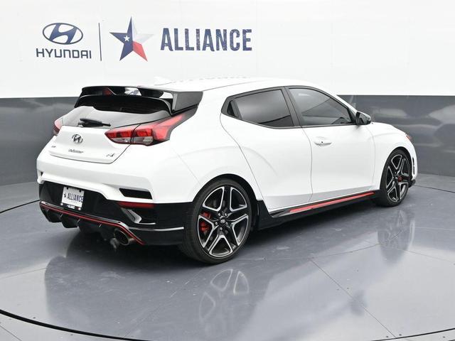 Photo of 2022 Lunar White Hyundai Veloster N