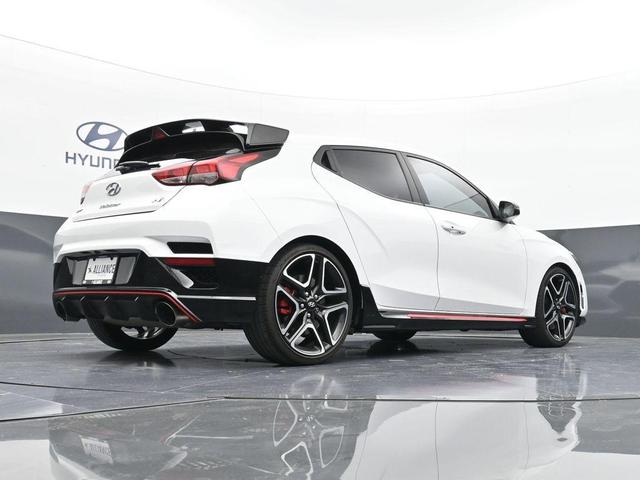 Photo of 2022 Lunar White Hyundai Veloster N