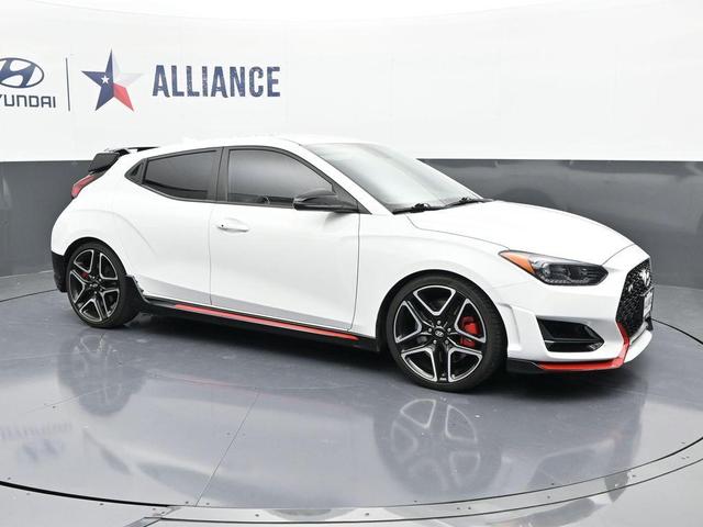 Photo of 2022 Lunar White Hyundai Veloster N