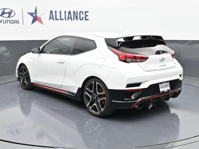Photo of 2022 Lunar White Hyundai Veloster N