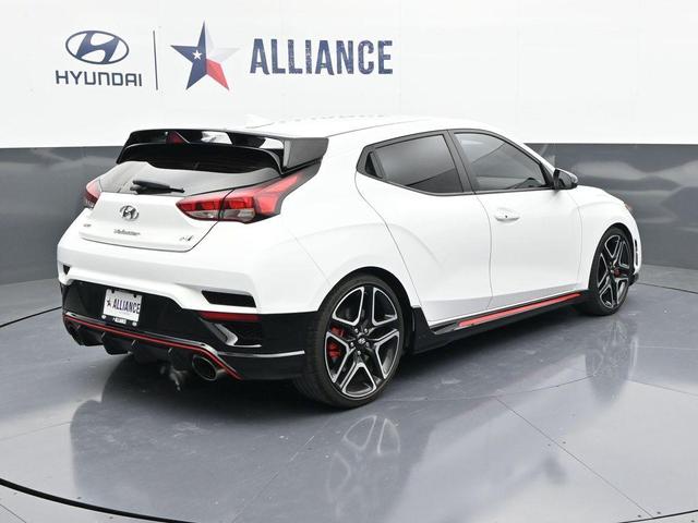 Photo of 2022 Lunar White Hyundai Veloster N
