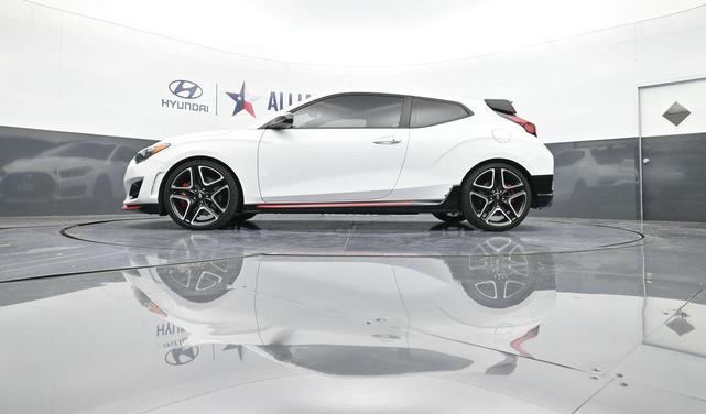 Photo of 2022 Lunar White Hyundai Veloster N