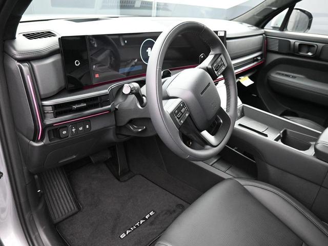 Photo of 2025 Shimmering Silver Hyundai SANTA FE HEV