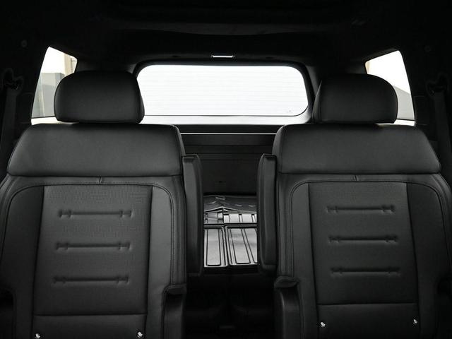 Photo of 2025 Shimmering Silver Hyundai SANTA FE HEV