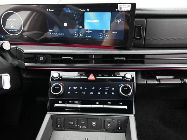Photo of 2025 Shimmering Silver Hyundai SANTA FE HEV
