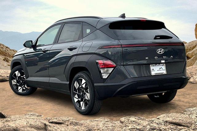Photo of 2025 Gray Pearl Hyundai KONA