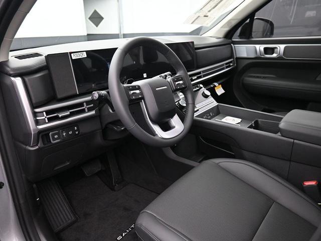 Photo of 2025 Shimmering Silver Hyundai SANTA FE