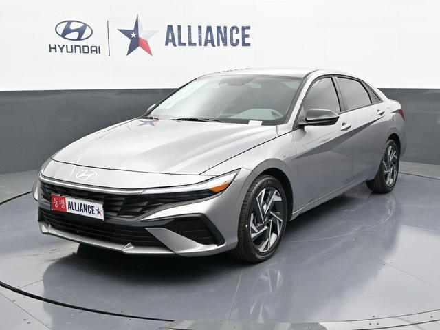 Photo of 2025 Metal Hyundai ELANTRA
