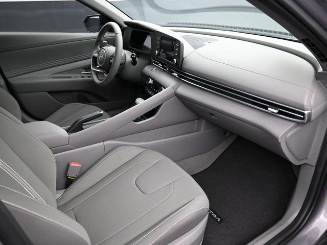 Photo of 2025 Metal Hyundai ELANTRA