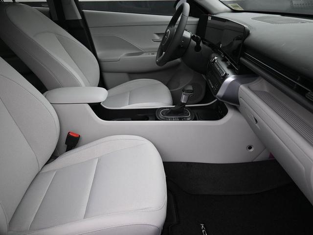 Photo of 2026 Gray Pearl Hyundai KONA