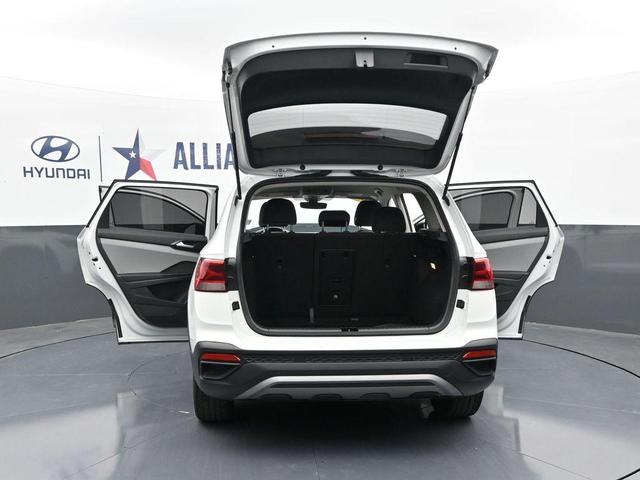 Photo of 2023 Pure White Volkswagen Taos