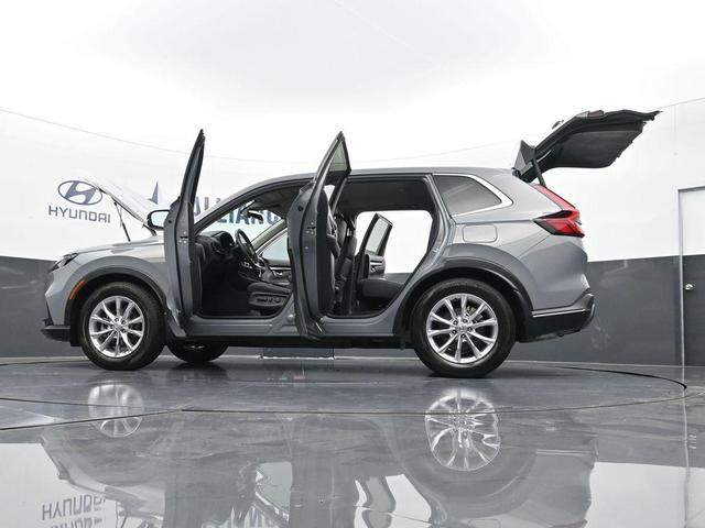 Photo of 2023 Gray Honda CR-V