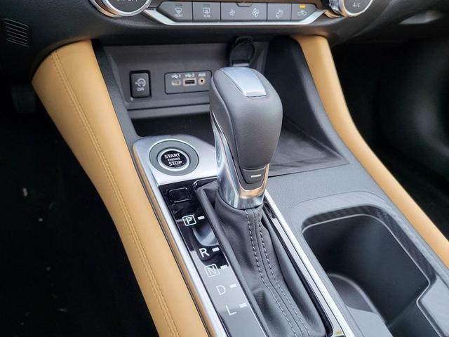 Photo of 2025 Super Black Nissan Sentra