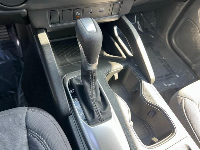 Photo of 2024 Bluestone Pearl Nissan Frontier