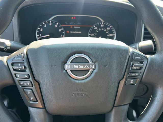 Photo of 2024 Bluestone Pearl Nissan Frontier