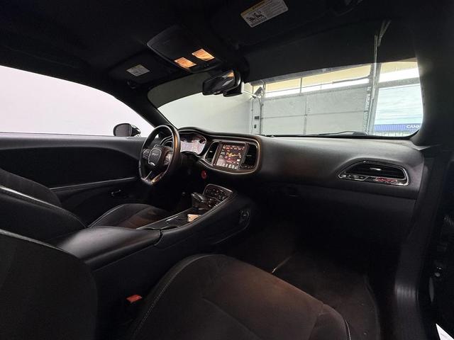 Photo of 2015 Pitch Black Clearcoat Dodge Challenger