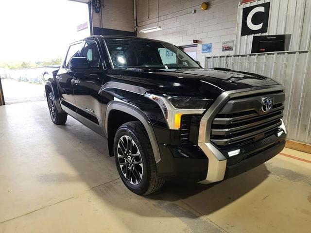 Photo of 2022 Midnight Black Metallic Toyota Tundra Hybrid
