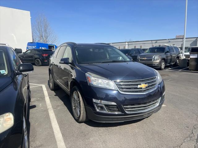 Photo of 2015 Blue Velvet Metallic Chevrolet Traverse