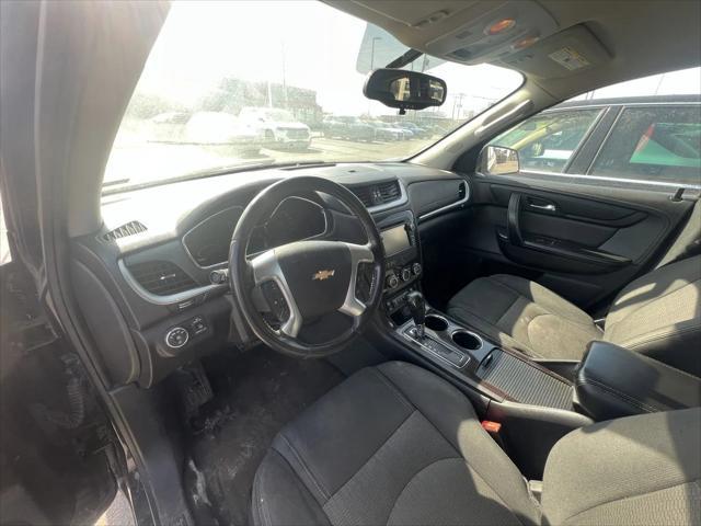 Photo of 2015 Blue Velvet Metallic Chevrolet Traverse