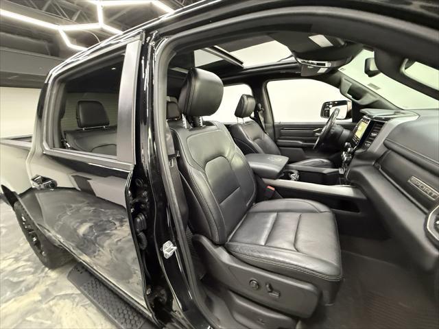 Photo of 2019 Diamond Black Crystal Pearl RAM 1500