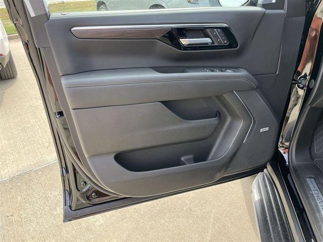 Photo of 2025 Black Chevrolet Tahoe