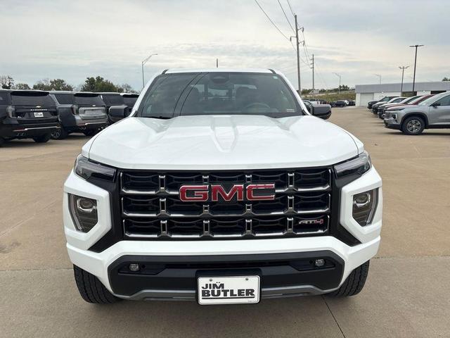 Photo of 2025 Summit White GMC Canyon