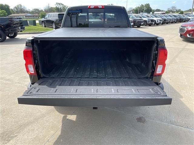 Photo of 2018 Black Chevrolet Silverado 1500