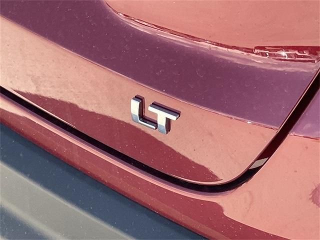 Photo of 2025 Crimson Metallic Chevrolet Trax