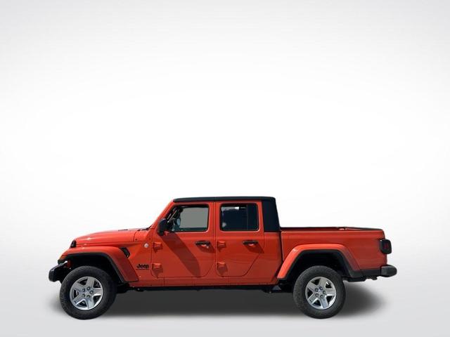Photo of 2020 Metallic Jeep Gladiator