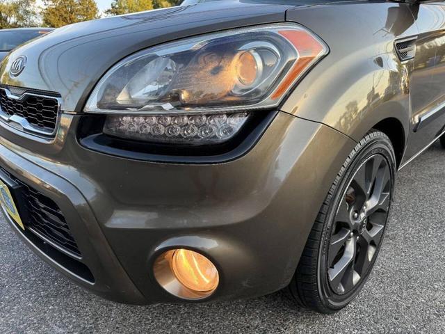 Photo of 2012 Titanium Kia Soul