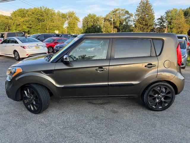 Photo of 2012 Titanium Kia Soul