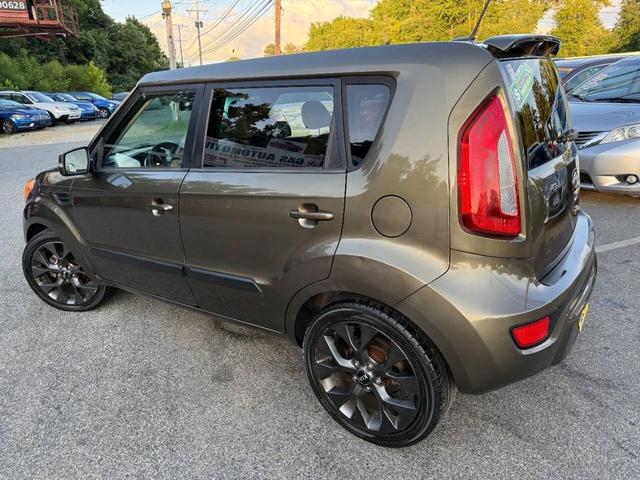Photo of 2012 Titanium Kia Soul