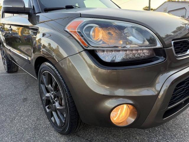 Photo of 2012 Titanium Kia Soul