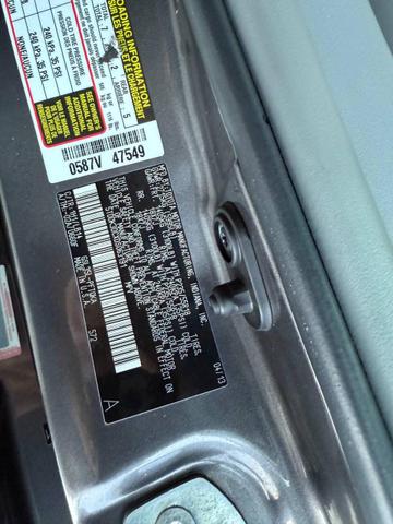 Photo of 2013 Predawn Gray Mica Toyota Sienna