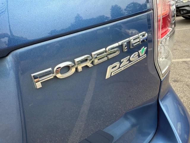 Photo of 2017 Quartz Blue Pearl Subaru Forester