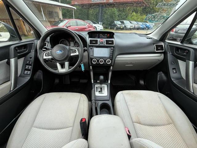 Photo of 2017 Quartz Blue Pearl Subaru Forester