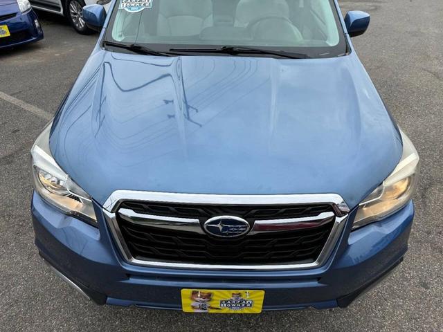 Photo of 2017 Quartz Blue Pearl Subaru Forester