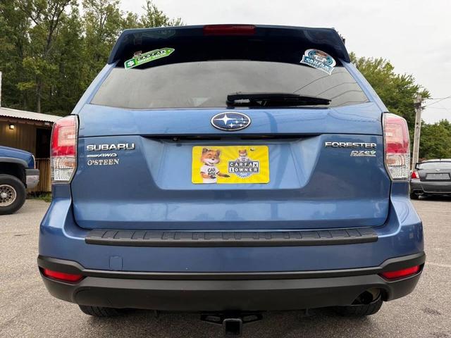 Photo of 2017 Quartz Blue Pearl Subaru Forester