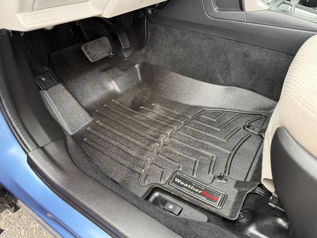 Photo of 2017 Quartz Blue Pearl Subaru Forester