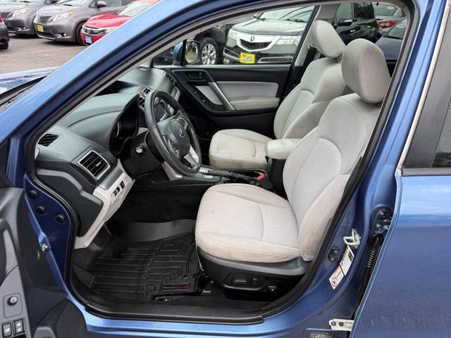 Photo of 2017 Quartz Blue Pearl Subaru Forester