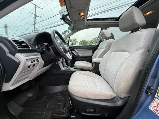 Photo of 2017 Quartz Blue Pearl Subaru Forester