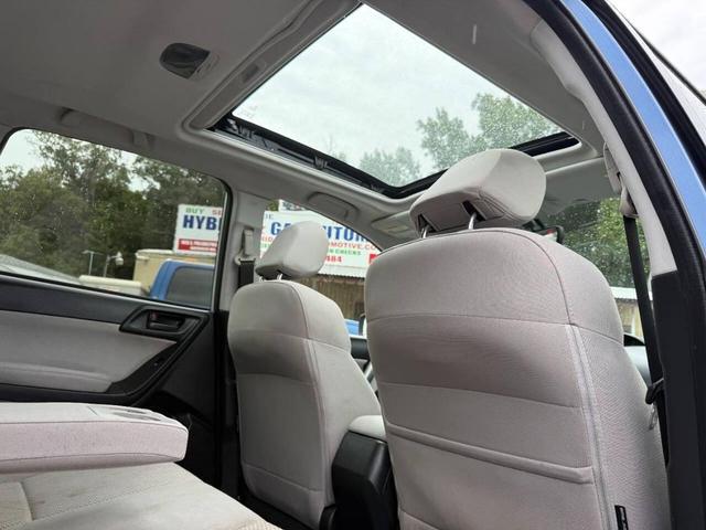 Photo of 2017 Quartz Blue Pearl Subaru Forester