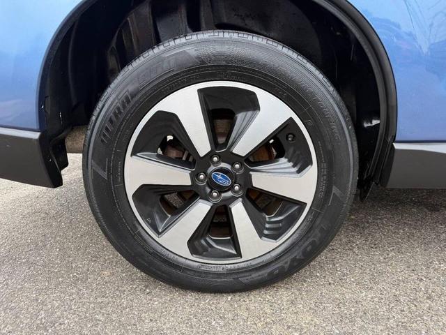 Photo of 2017 Quartz Blue Pearl Subaru Forester