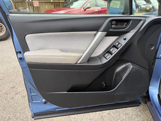 Photo of 2017 Quartz Blue Pearl Subaru Forester