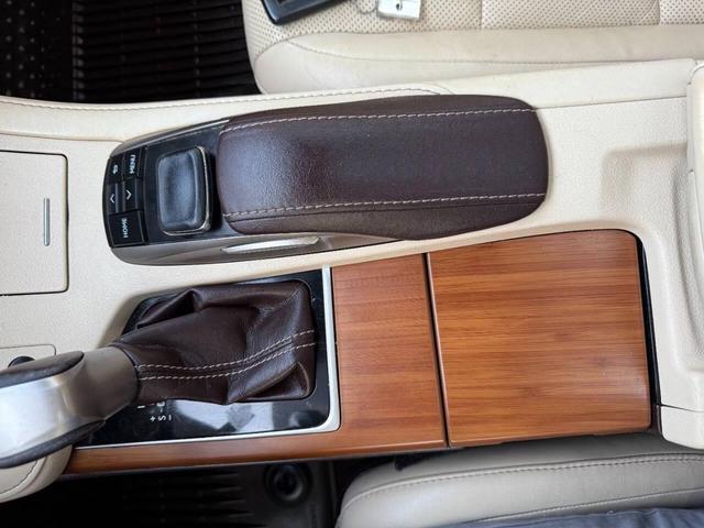 Photo of 2017 GOLD Lexus ES 300h