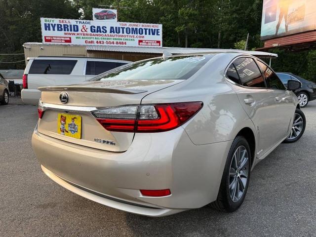 Photo of 2017 GOLD Lexus ES 300h