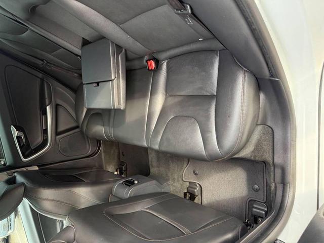 Photo of 2015 WHITE Volvo V60 Cross Country